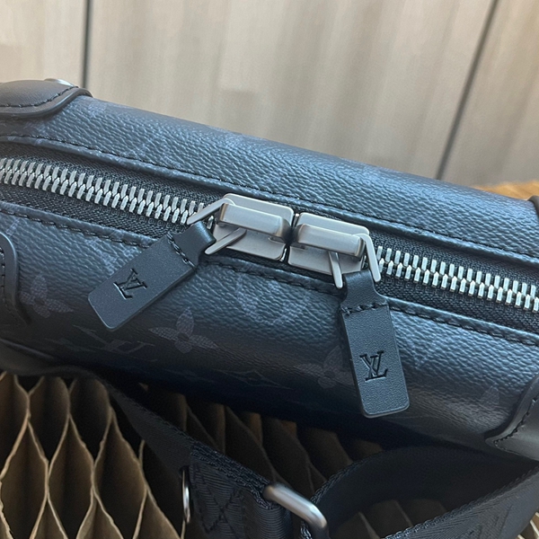 ルイヴィトンバッグ素材ディテール